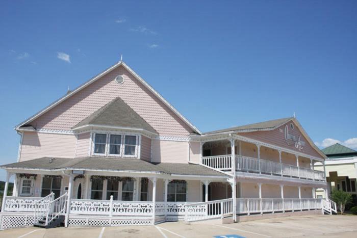 The Queen Anne I Hotel Branson Exterior photo